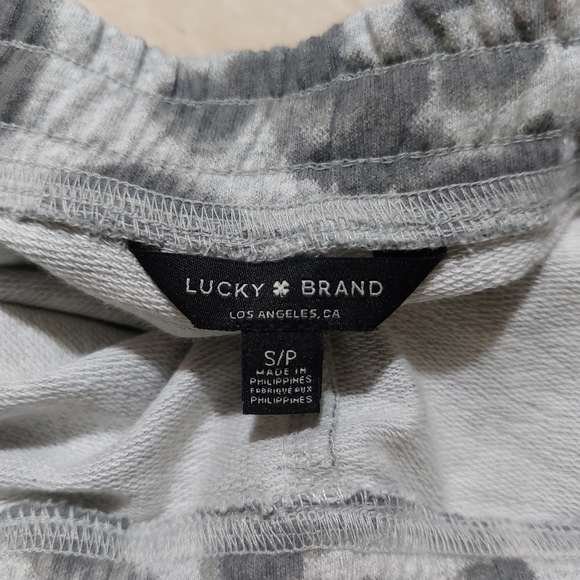 Lucky Brand Grey Leopard Print Small Drawstring Comfy Loungewer Sweat Shorts - Picture 9 of 12